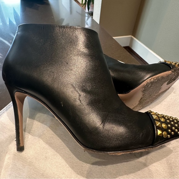 AUTH GUCCI Black Leather Studded Coline Booties Size 37 or 6-6.5 US - Picture 8 of 9